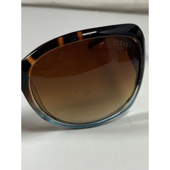 Guess Sunglasses Tortoise and Blue Gradient Lenses - Picture 8 of 10